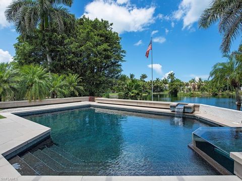 2680 Lantern LN NAPLES FL 34102