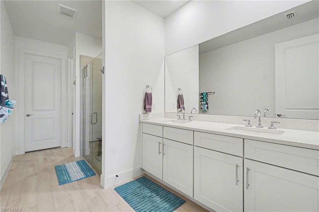 REGENCY - Residential