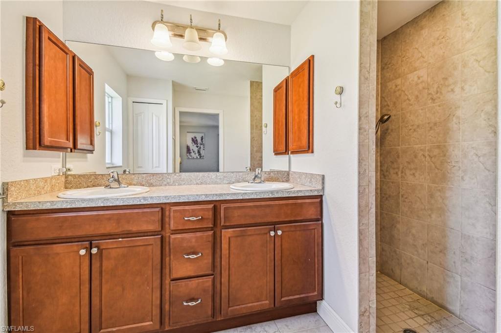 PORT CHARLOTTE - Residential Lease