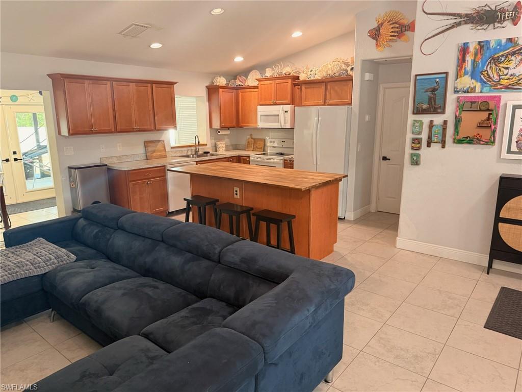 PORT CHARLOTTE - Residential Lease