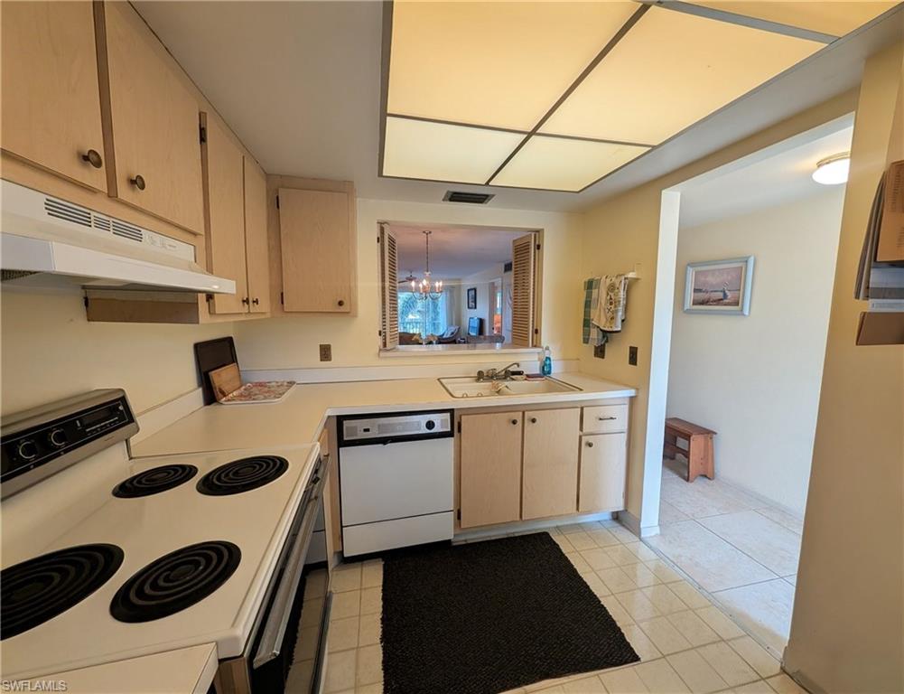 RIVIERA AT MOORINGS - Residential