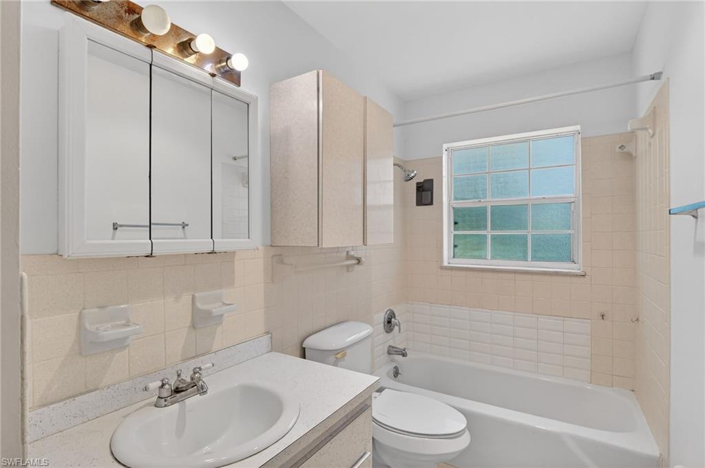 POINCIANA VILLAGE - Residential Lease