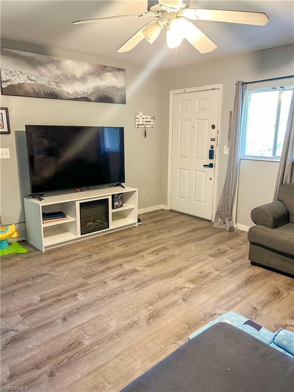 CAMELOT AT KINGS LAKE - Residential