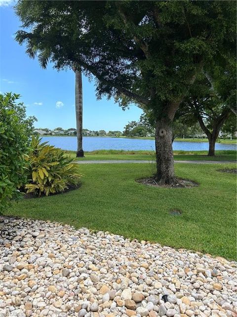 3062 Kings Lake BLVD 7511 NAPLES FL 34112