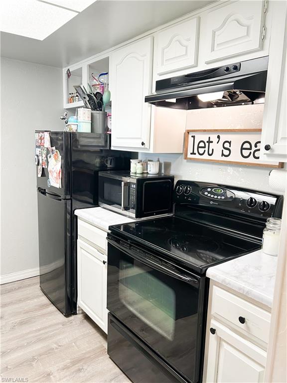 CAMELOT AT KINGS LAKE - Residential