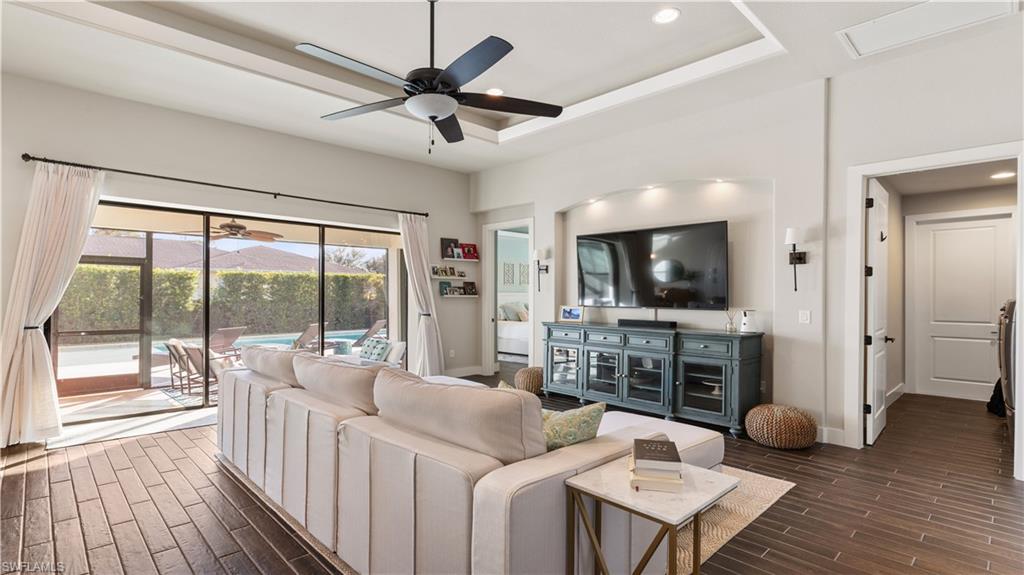 BUCKINGHAM PARK - Residential