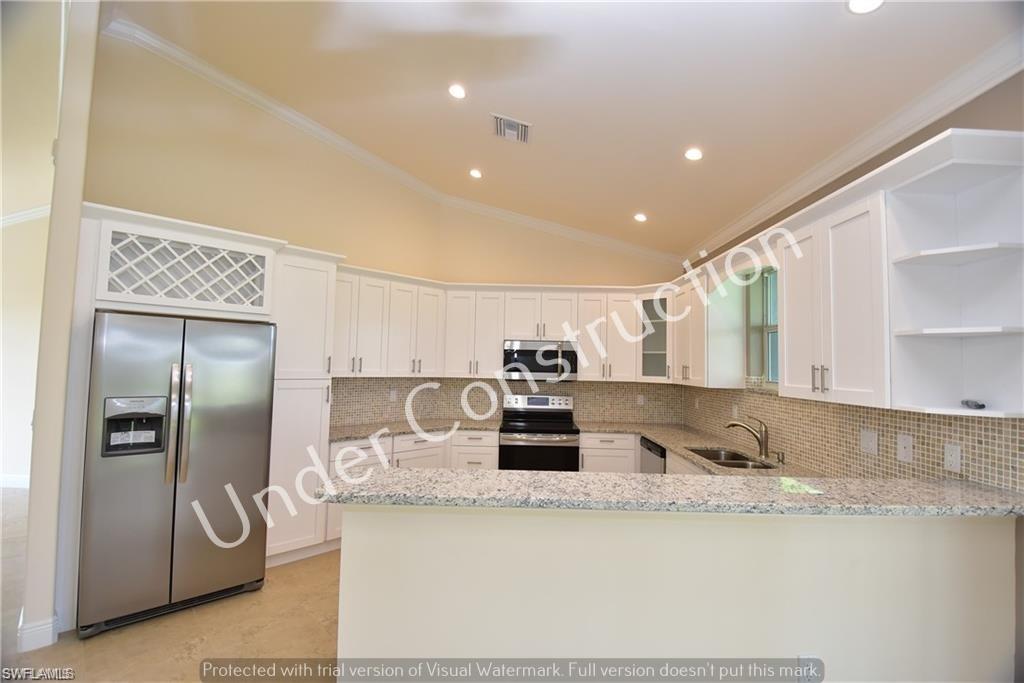 GOLDEN GATE ESTATES - Residential