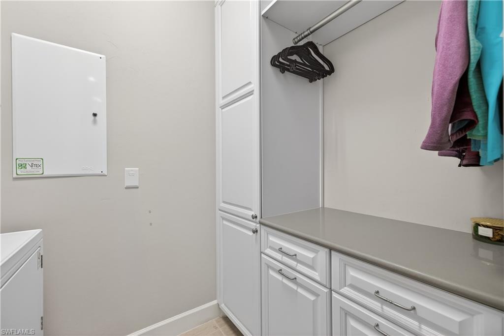 SOMERSET - Residential