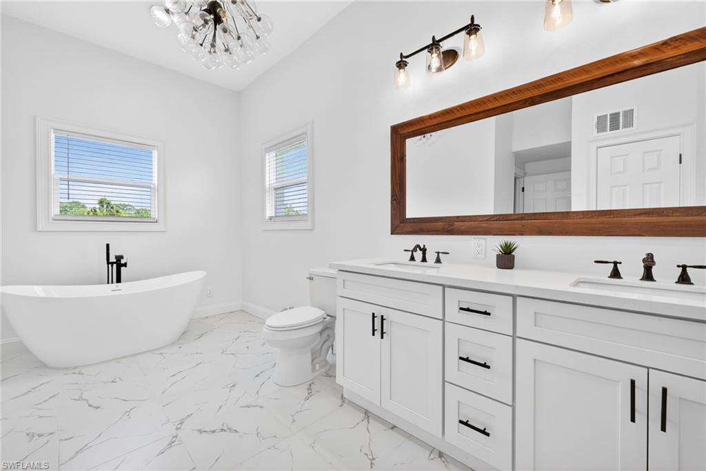 GOLDEN GATE ESTATES - Residential