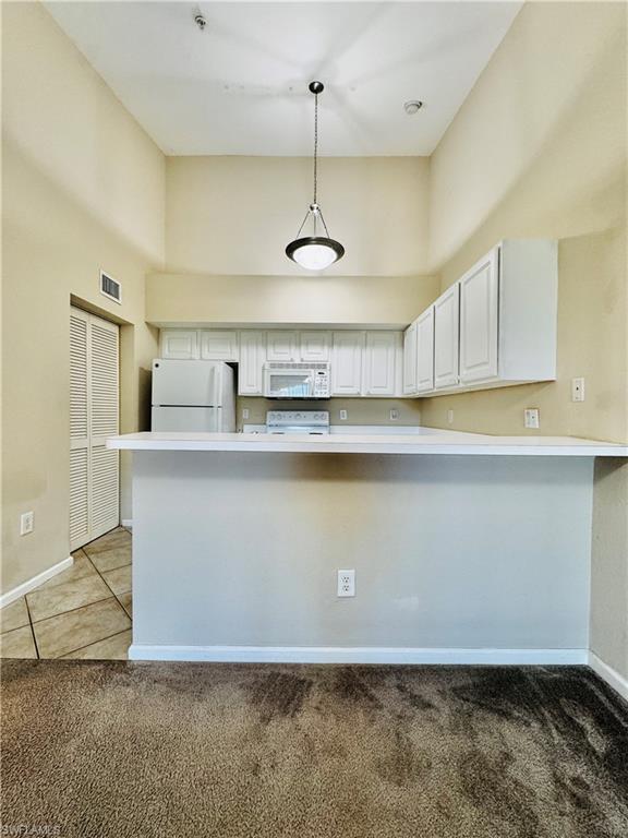 THE RESIDENCE - Residential Lease