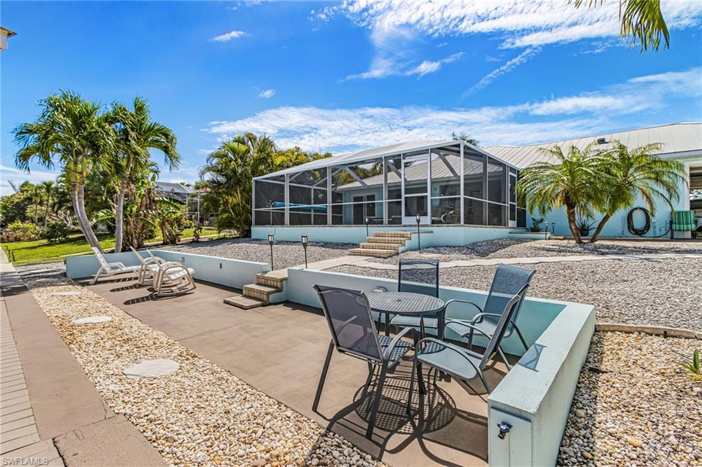 MANATEE BAY UNRECORDED SUBDIVISION - Residential