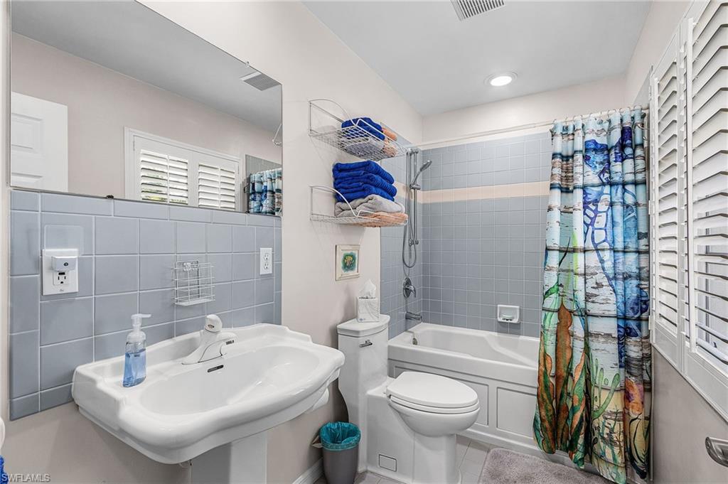 MANATEE BAY UNRECORDED SUBDIVISION - Residential