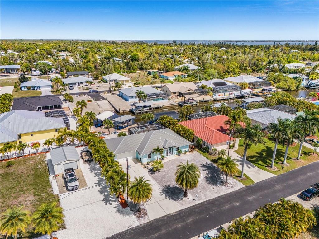 MANATEE BAY UNRECORDED SUBDIVISION - Residential