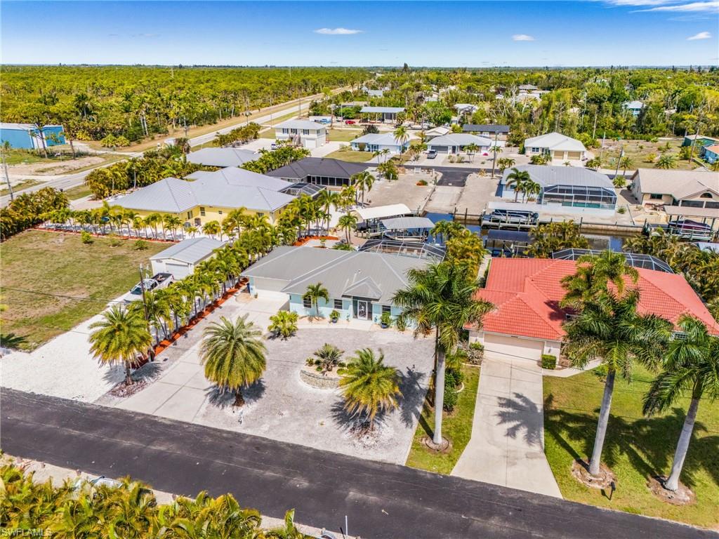 MANATEE BAY UNRECORDED SUBDIVISION - Residential