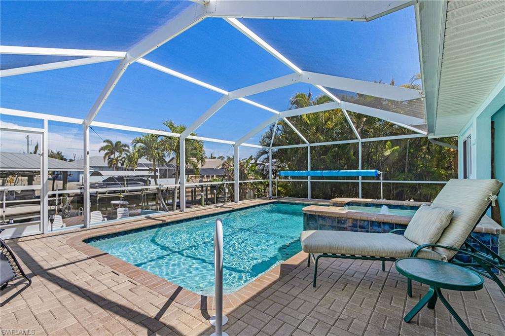 MANATEE BAY UNRECORDED SUBDIVISION - Residential