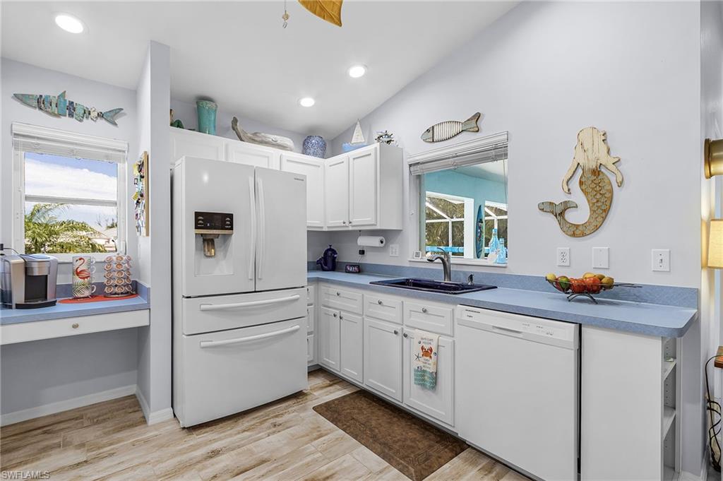 MANATEE BAY UNRECORDED SUBDIVISION - Residential