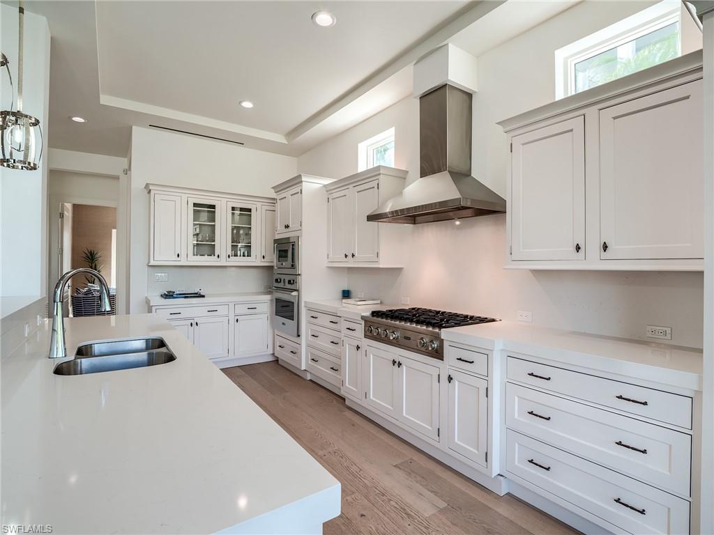 NAPLES CASAMORE - Residential