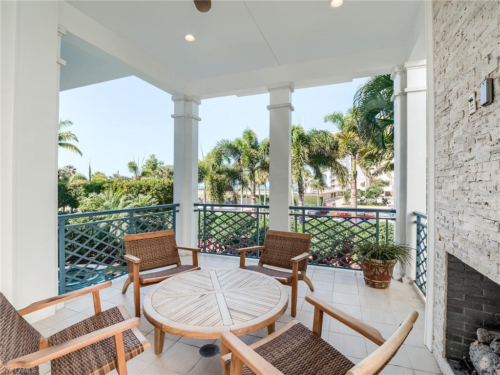 NAPLES CASAMORE - Residential