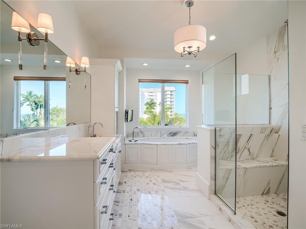 NAPLES CASAMORE - Residential