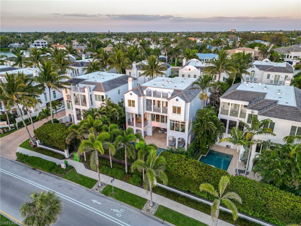 NAPLES CASAMORE - Residential