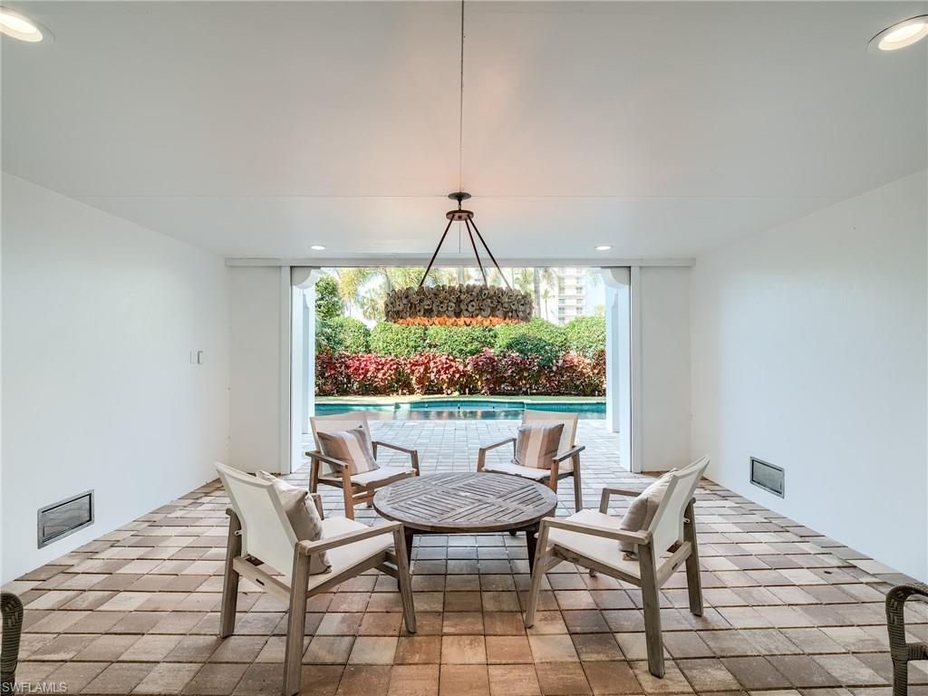 NAPLES CASAMORE - Residential