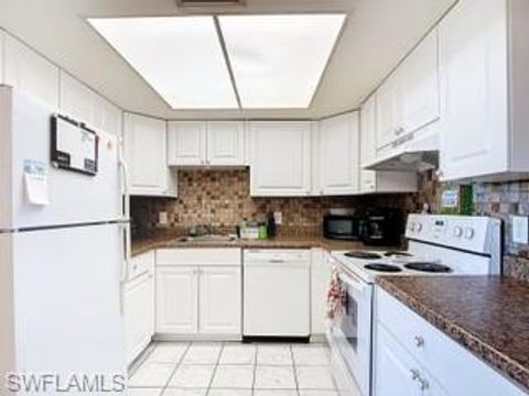 706 Hancock Bridge PKWY CAPE CORAL FL 33990