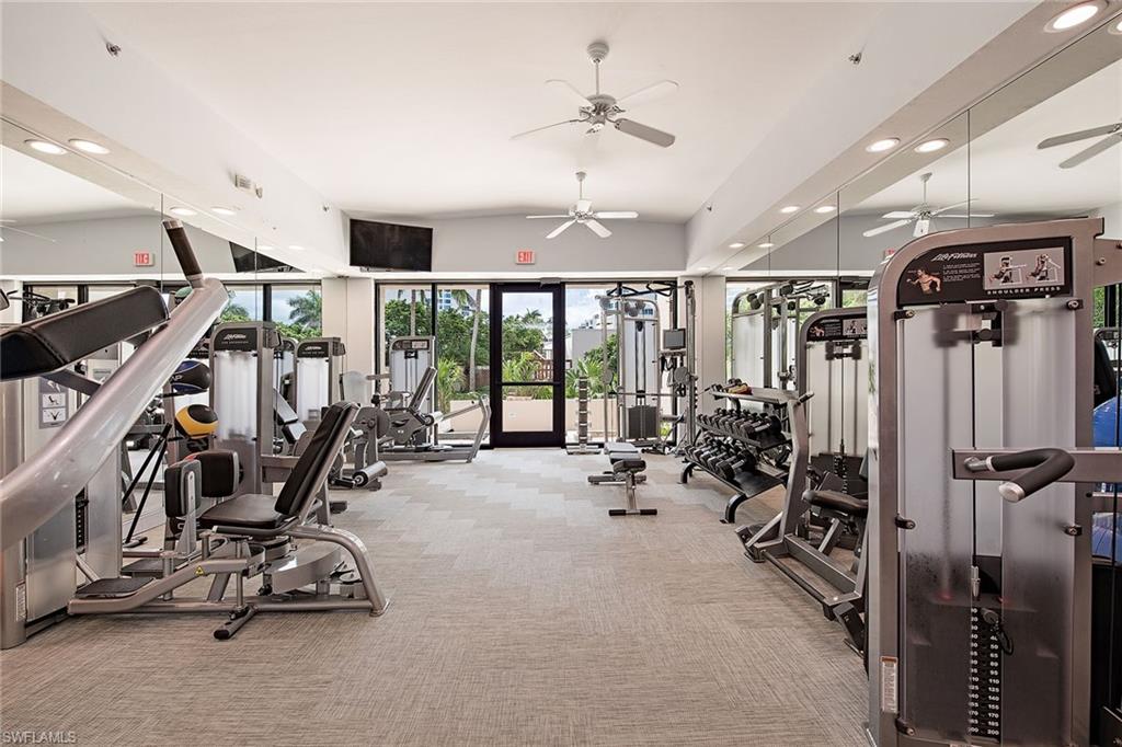 PARK PLAZA - Residential