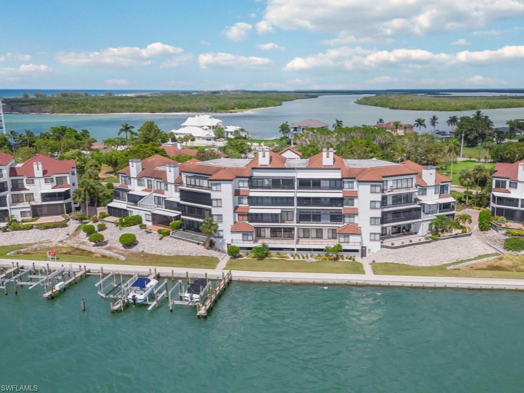 LA PENINSULA - Residential