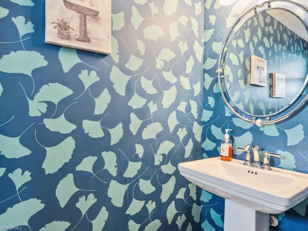 LA PENINSULA - Residential