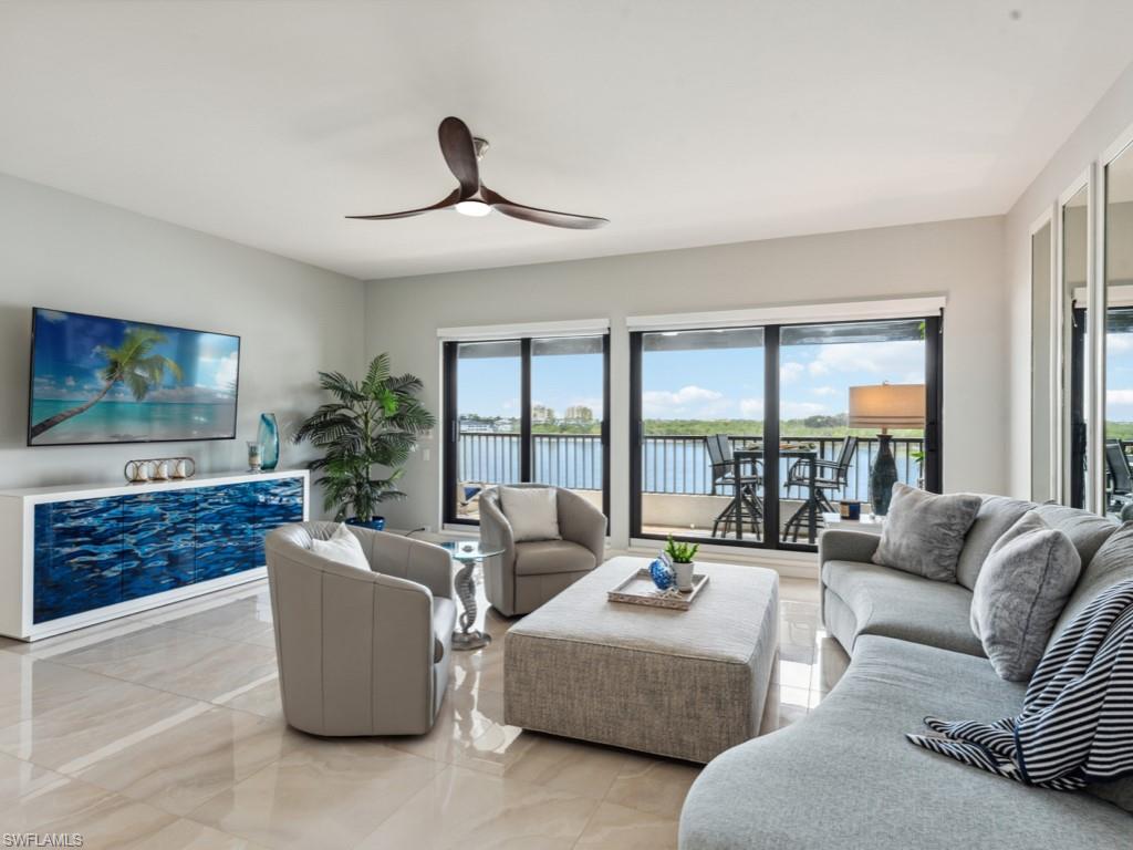 LA PENINSULA - Residential