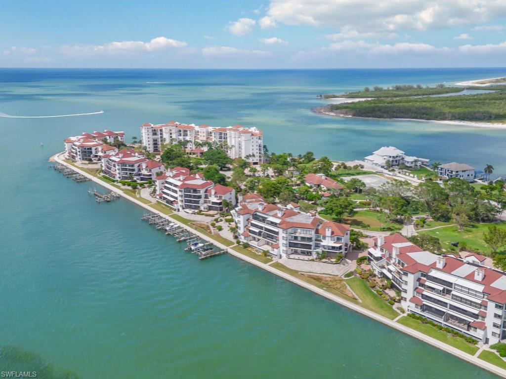 LA PENINSULA - Residential