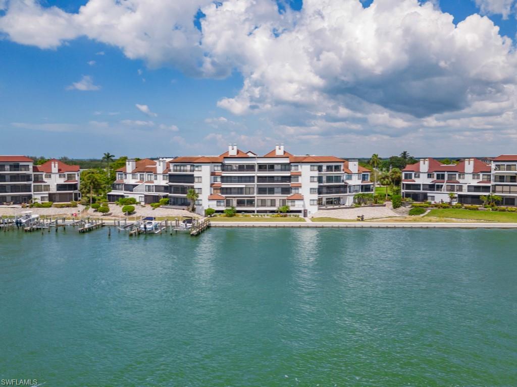 LA PENINSULA - Residential