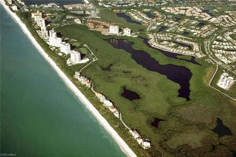 A home in NAPLES