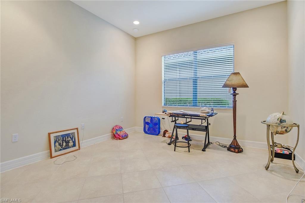 RIVERSTONE - Residential