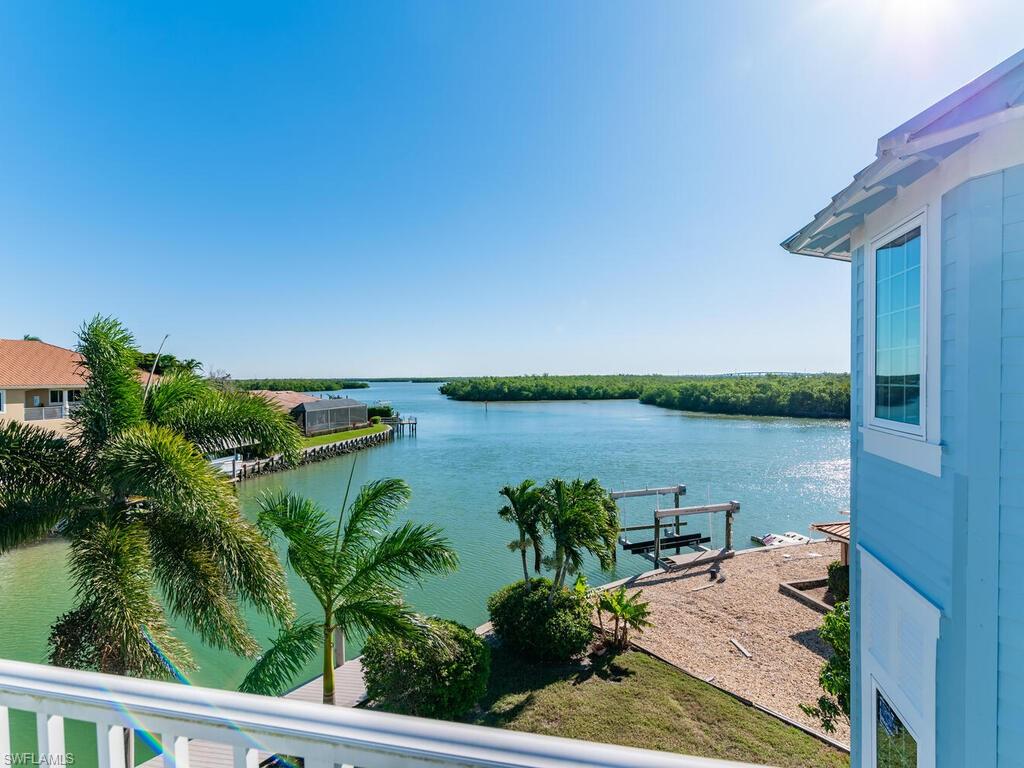 ISLES OF CAPRI - Residential