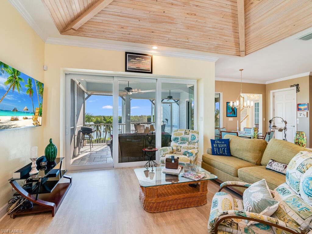 ISLES OF CAPRI - Residential