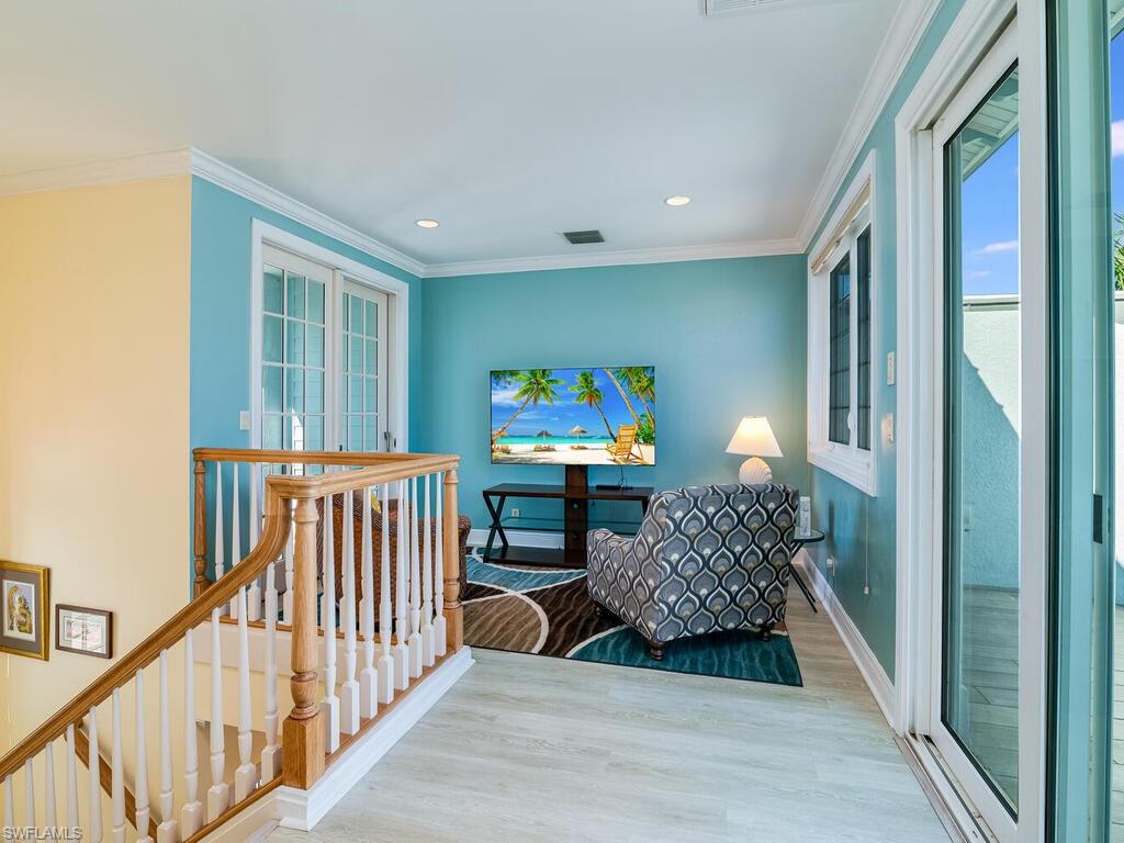 ISLES OF CAPRI - Residential