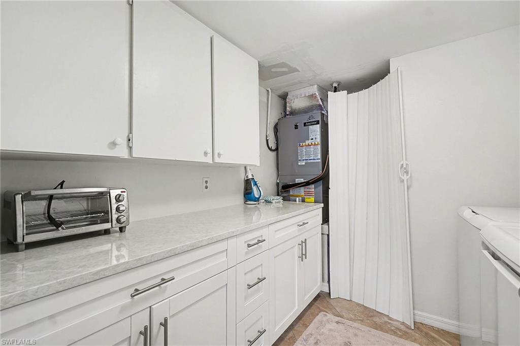 CORAL DEL RIO CONDO - Residential