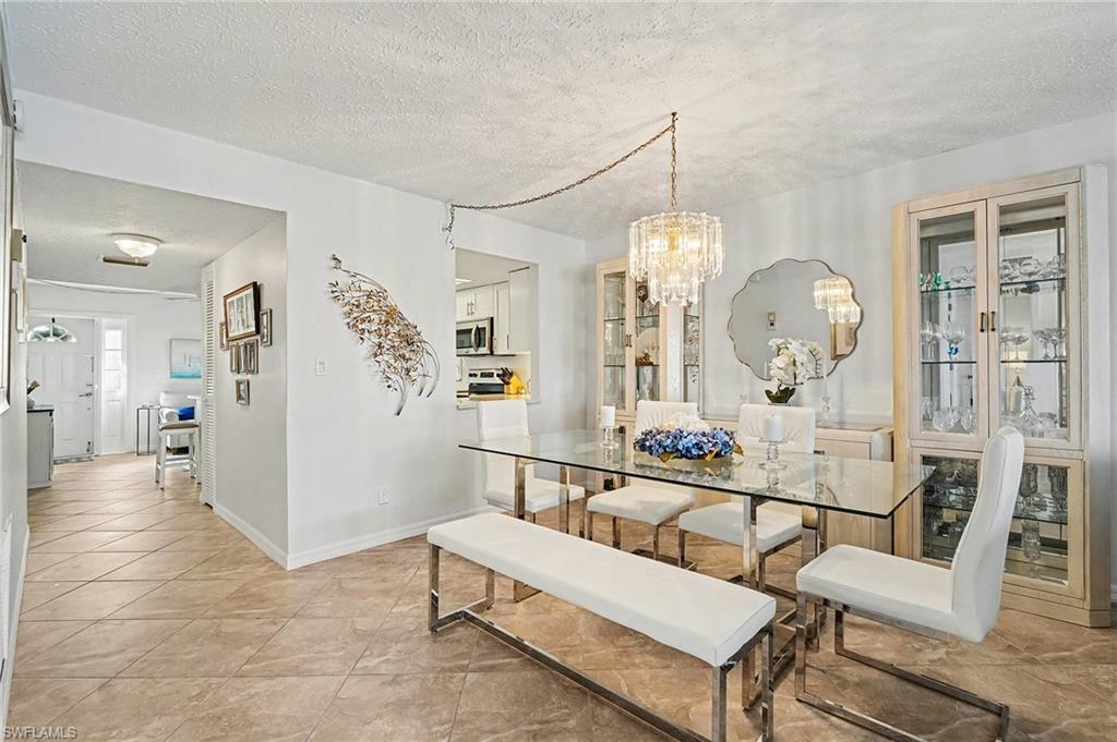 CORAL DEL RIO CONDO - Residential