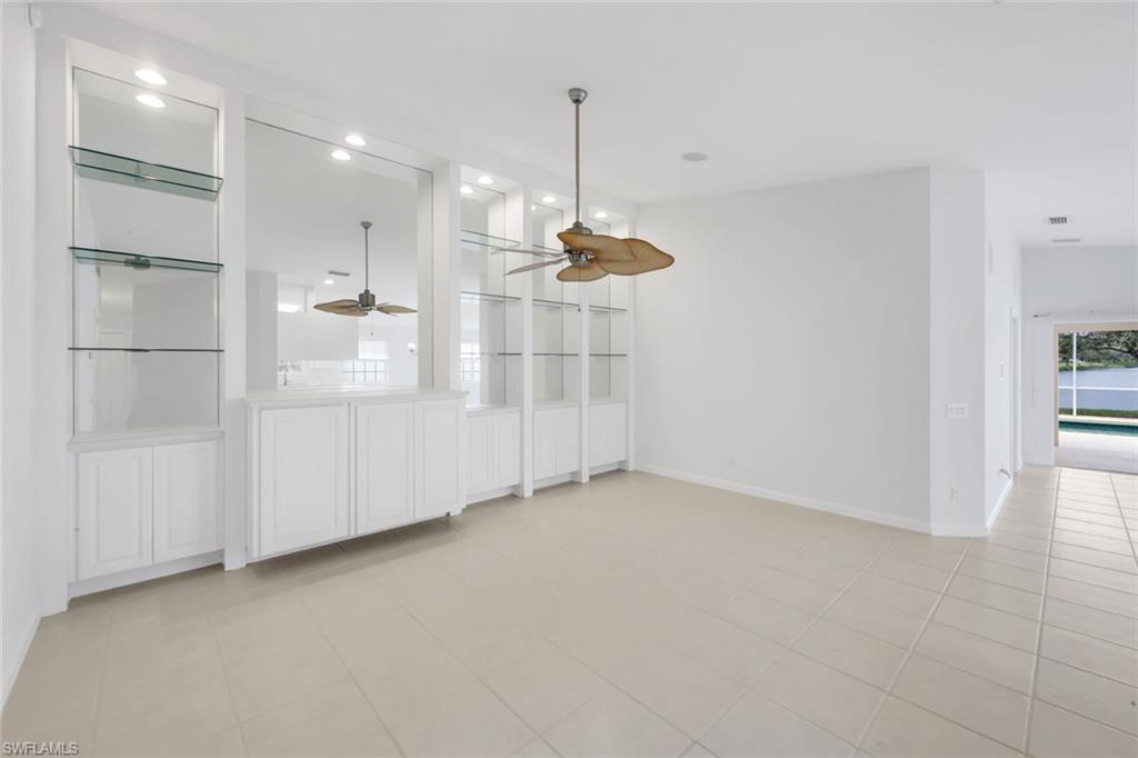 ISLAND WALK - Residential