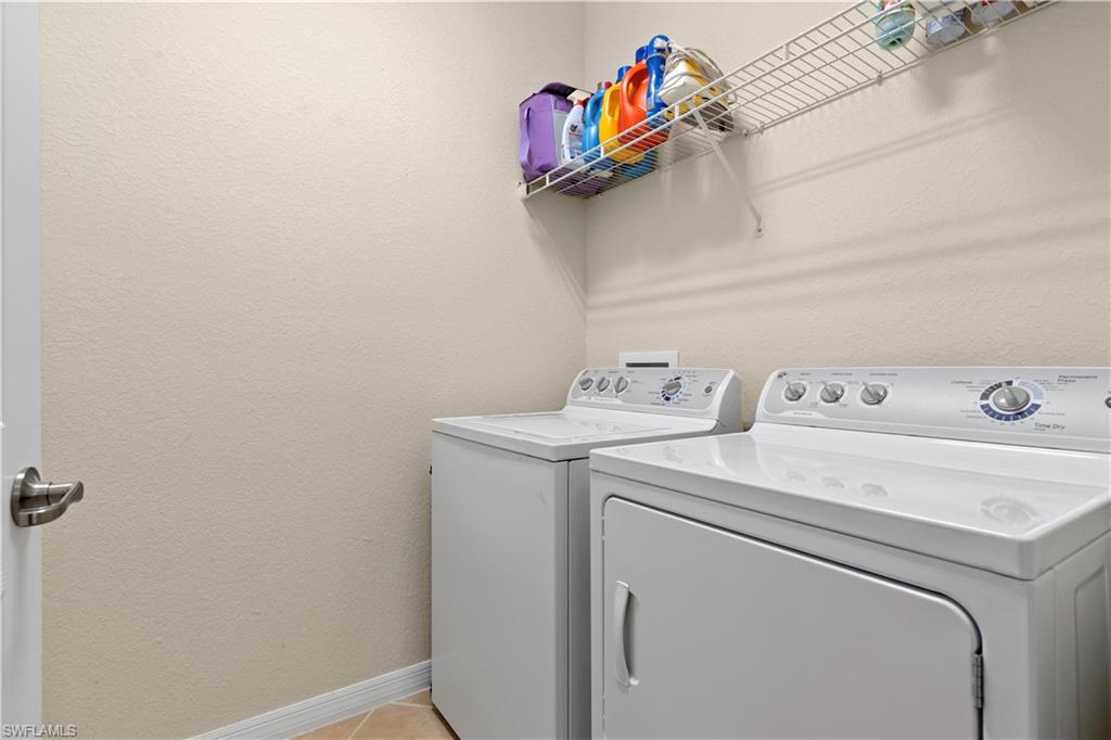 REFLECTION LAKES - Residential