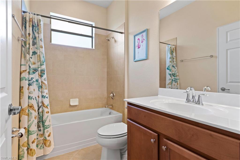 REFLECTION LAKES - Residential