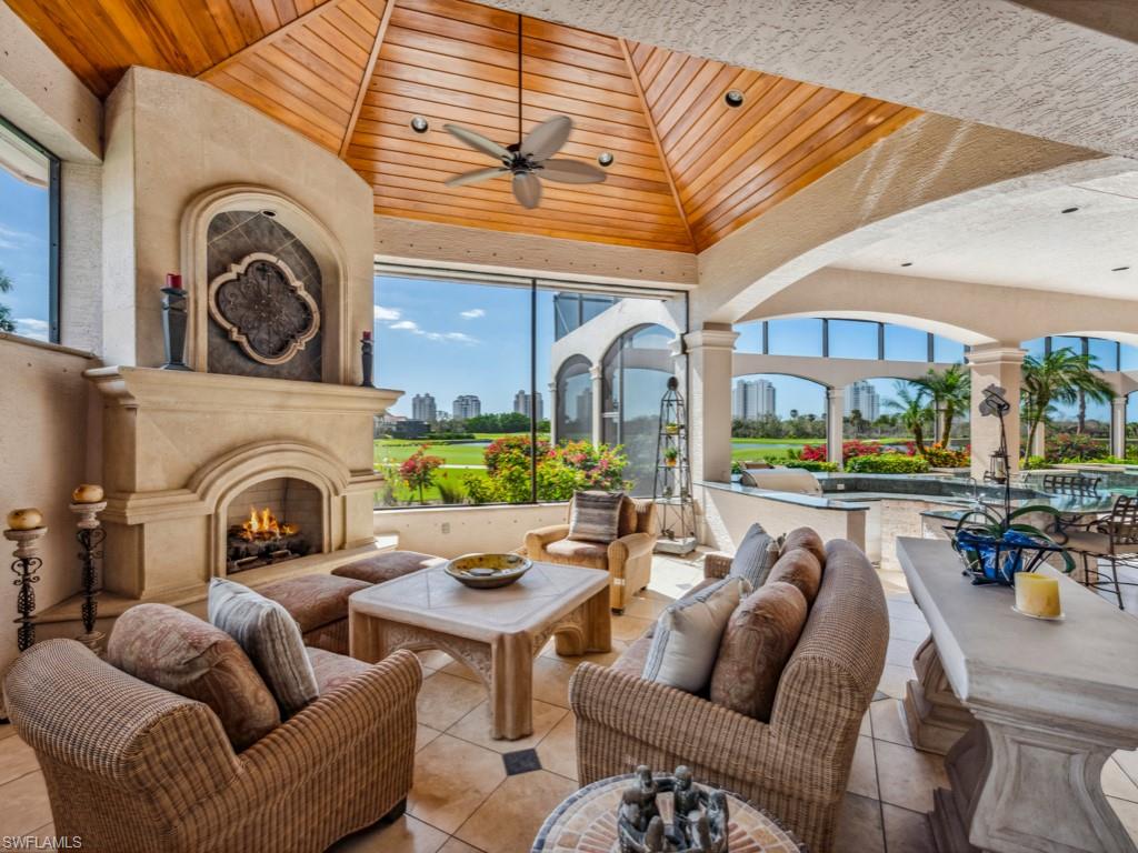 SPRING RIDGE - Residential