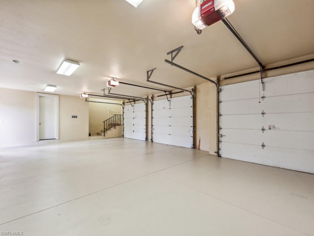 SPRING RIDGE - Residential