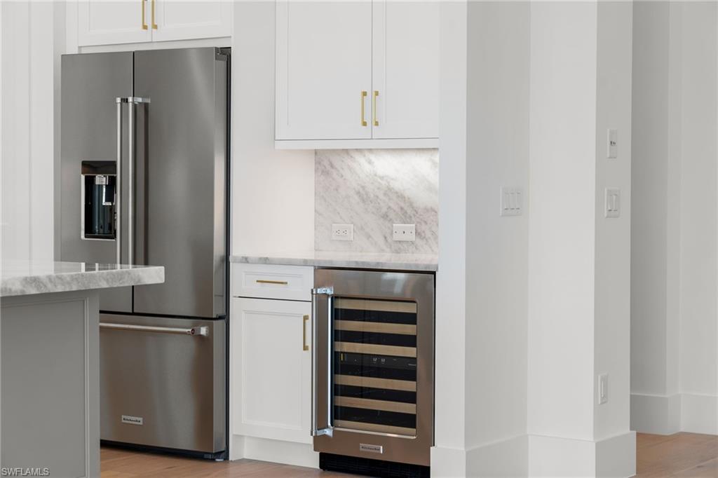 ISLES OF COLLIER PRESERVE - Residential