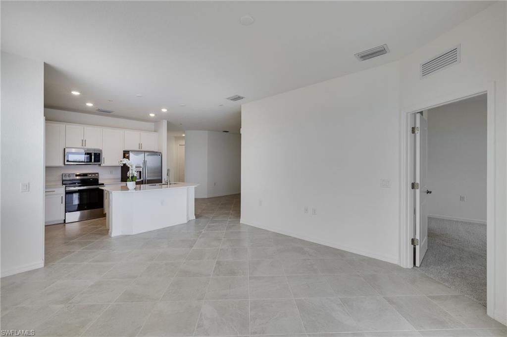 WEBBS RESERVE - Residential Lease