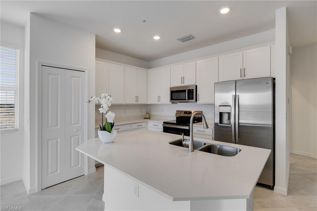 WEBBS RESERVE - Residential Lease