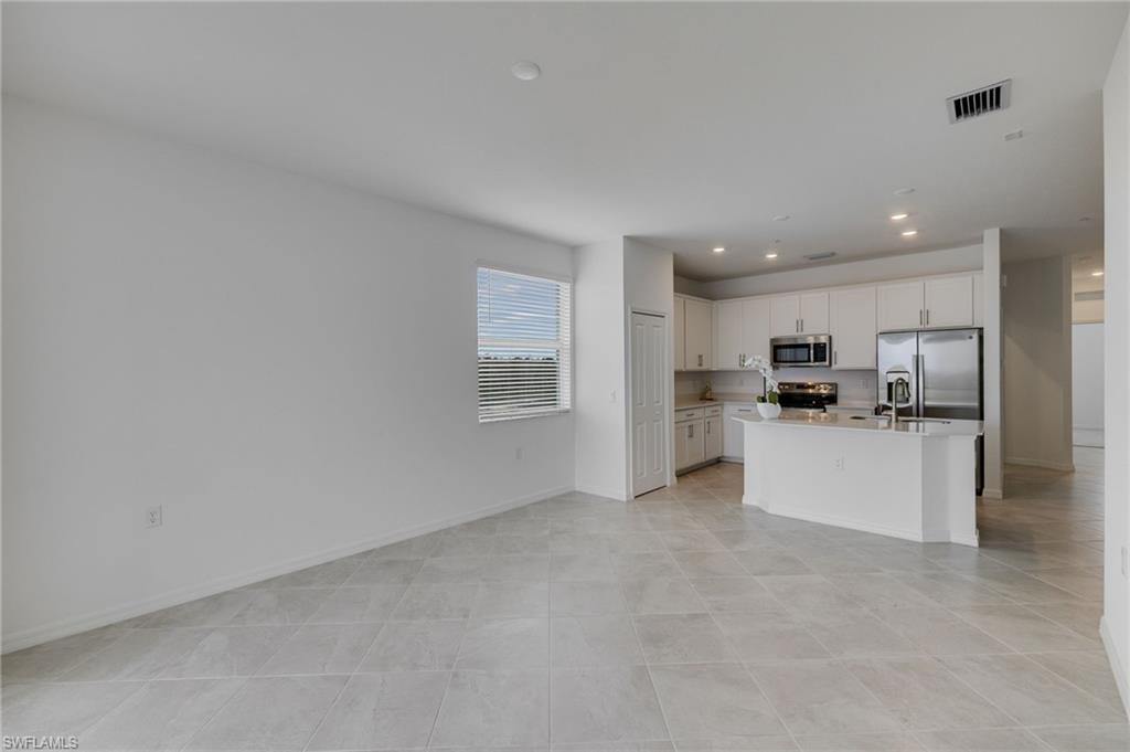 WEBBS RESERVE - Residential Lease