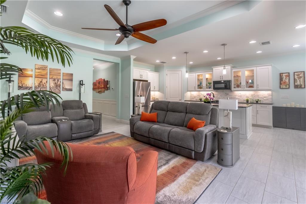 CYPRESS WALK - Residential