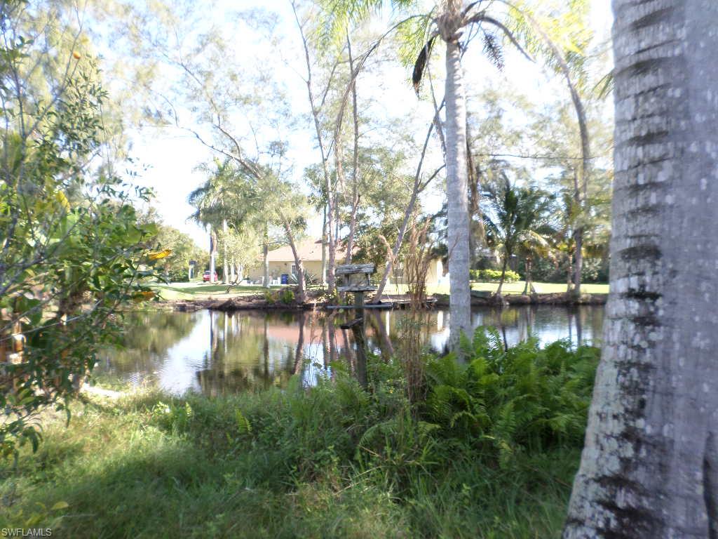 HAMPTON LAKES - Residential